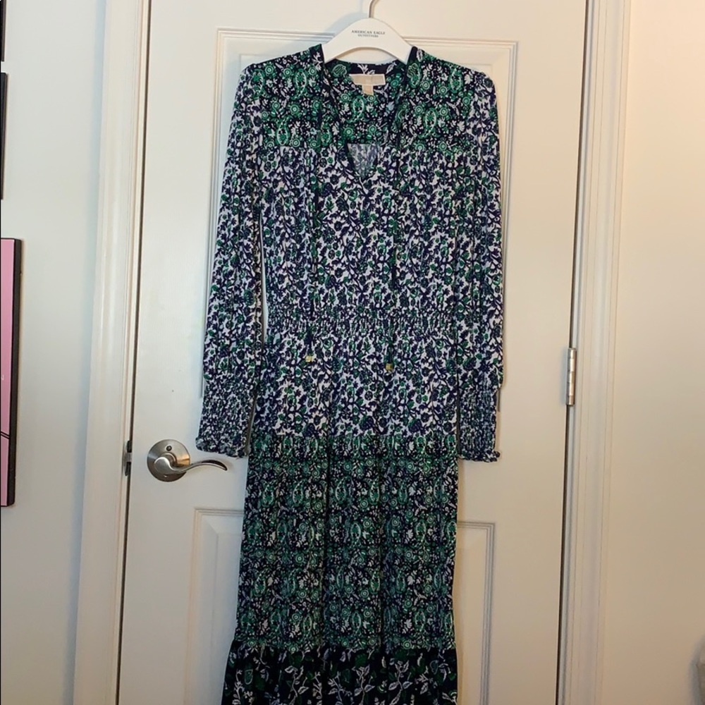 Michaels Kors Long sleeved maxi dress